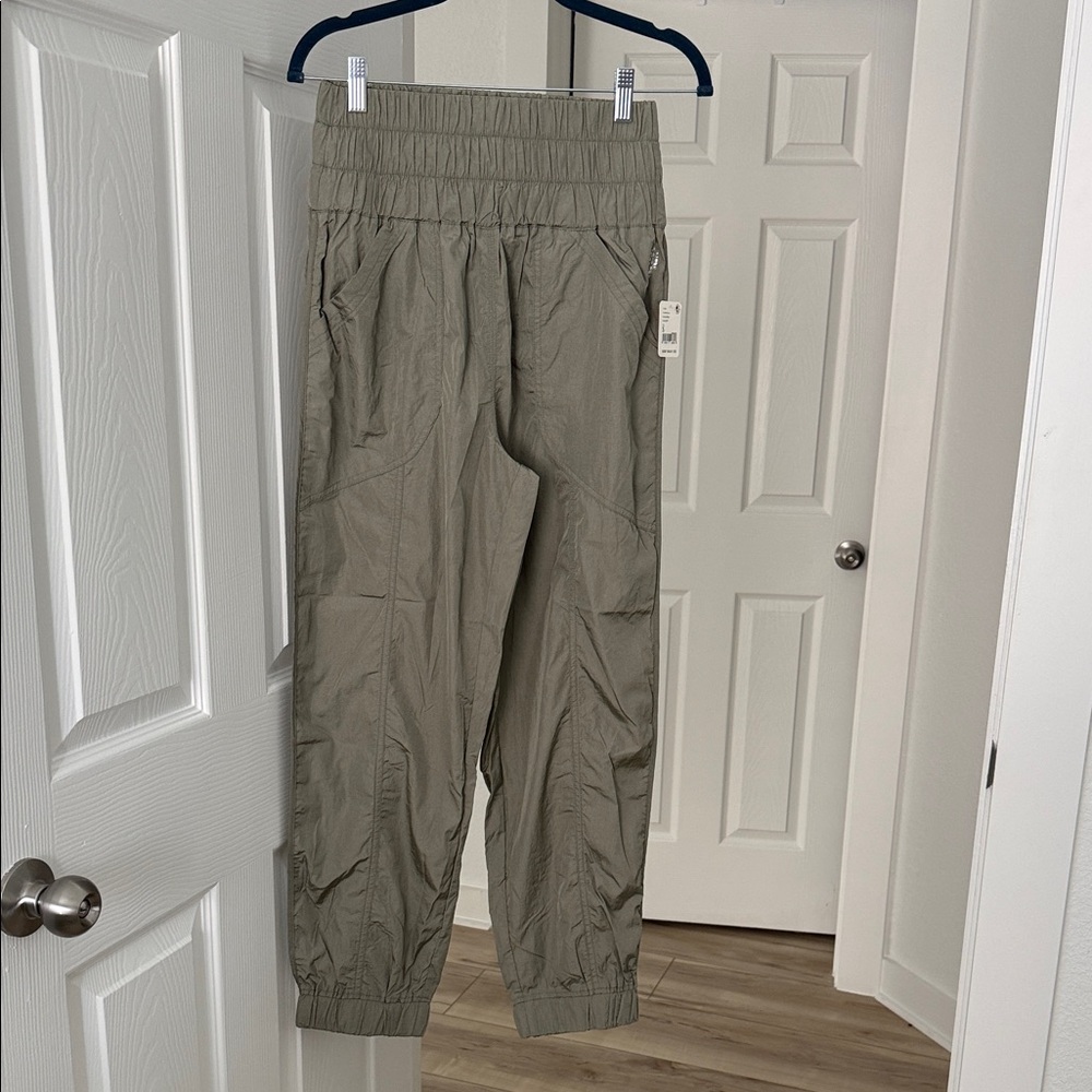 Free People Movement Elastic-Waist Cargo Jogger Pants - Olive